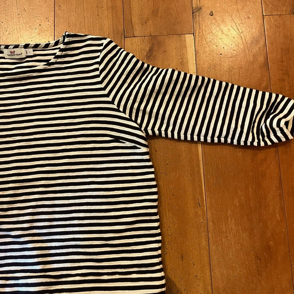 Vineyard Vines Ruffle Sweater - Picture 3 of 3